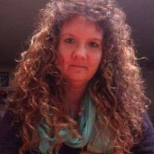 Meet your Posher, Desiree